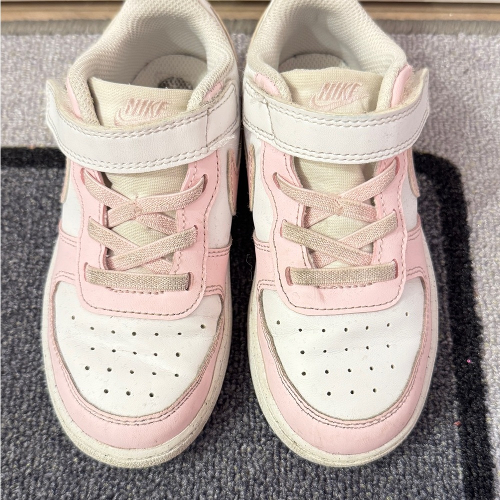 Nike Toddler Sneakers in Pink and White